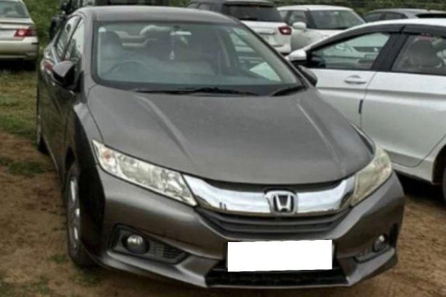 Honda City i DTEC वी Second-hand 2014 Honda City i DTEC वी for sale in Ahmedabad