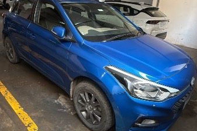 Hyundai Elite i20 2018 Diesel Asta Option Second-hand 2018 Hyundai Elite i20 2018 Diesel Asta Option for sale in Ahmedabad