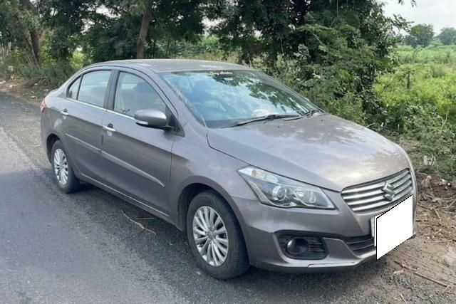 Maruti Suzuki Ciaz 1.4 जेटा Second-hand 2017 Maruti Suzuki Ciaz 1.4 जेटा for sale in Ahmedabad