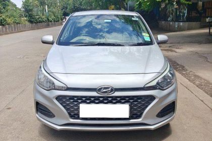 2018 Hyundai i20 1.2 मैग्ना एग्जीक्यूटिव