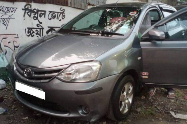 Second-hand 2013 Toyota Etios Liva GD for sale in Kolkata