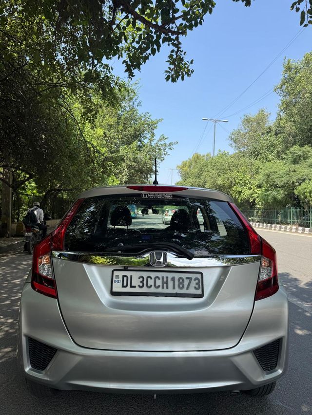 Honda Jazz 1.2 V AT i VTEC Second-hand 2015 Honda Jazz 1.2 V AT i VTEC for sale in New Delhi