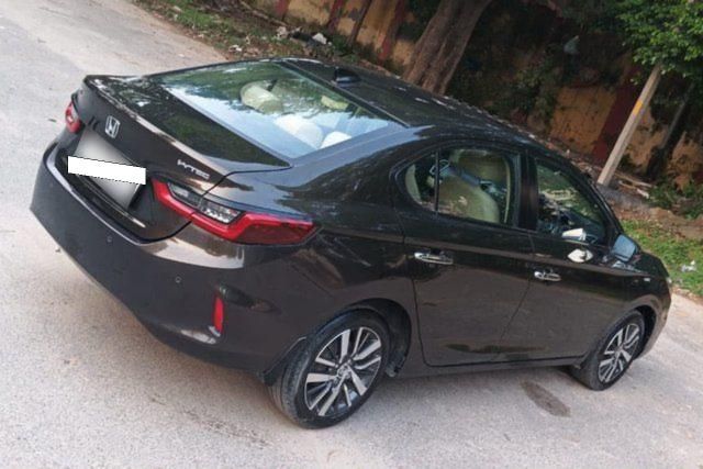 Second-hand 2023 Honda City ZX CVT for sale in New Delhi
