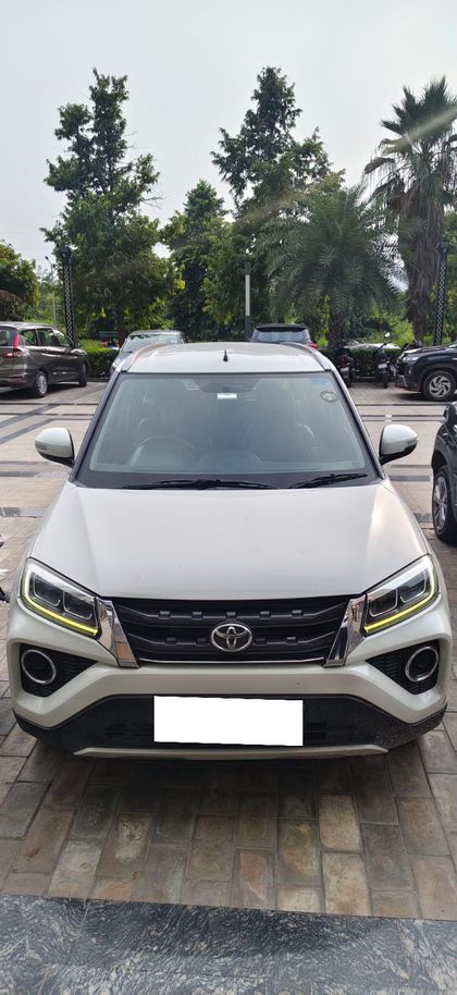 2020 Toyota Urban cruiser High