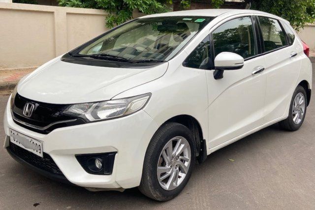 Honda Jazz VX CVT Second-hand 2018 Honda Jazz VX CVT for sale in Ahmedabad