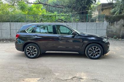 2017 BMW X5 xDrive 30d Design Pure Experience 7 Seater