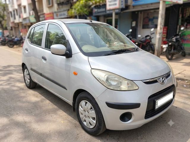 Hyundai i10 Era 1.1 Second-hand 2010 Hyundai i10 Era 1.1 for sale in Lucknow