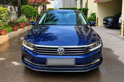 2019 Volkswagen Passat 2.0 TDI AT हाईलाइन