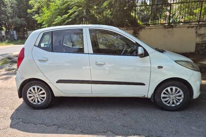 2013 हुंडई आई10 Magna