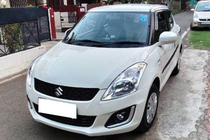 2016 Maruti Suzuki Swift एलएक्सआई ऑप्शन