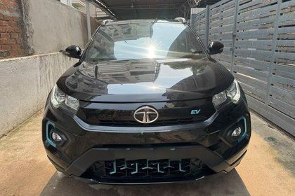 2022 Tata Nexon EV XZ Plus Dark Edition