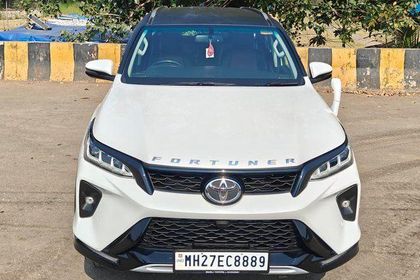 2026 टोयोटा फॉर्च्यूनर लेजेंडर 4x4 AT