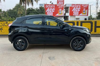 2021 Tata Nexon EV XZ प्लस Lux Dark Edition