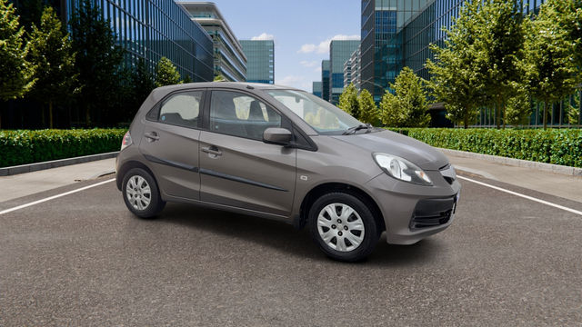 Honda Brio S MT Second-hand 2014 Honda Brio S MT for sale in Pune