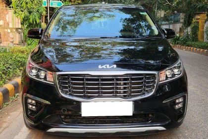 2022 Kia Carnival Limousine