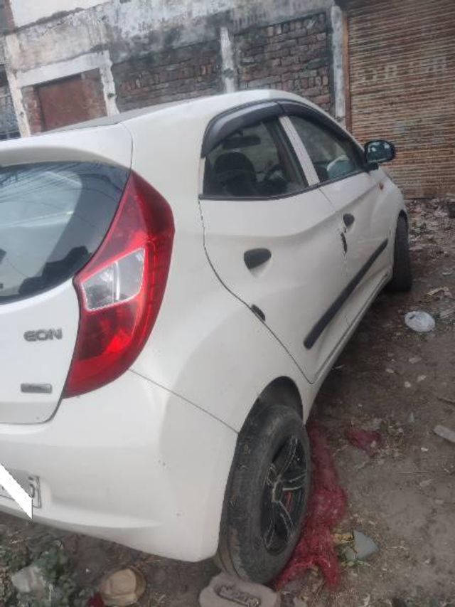 Hyundai EON Era Second-hand 2014 Hyundai EON Era for sale in Saharanpur (UP)