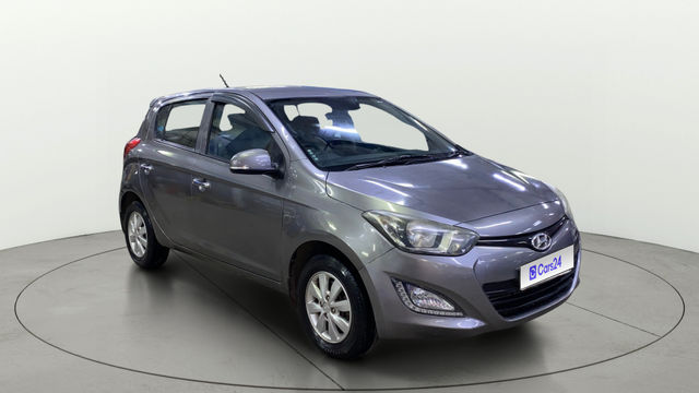 Hyundai i20 एस्टा 1.2 Second-hand 2014 Hyundai i20 एस्टा 1.2 for sale in Indore