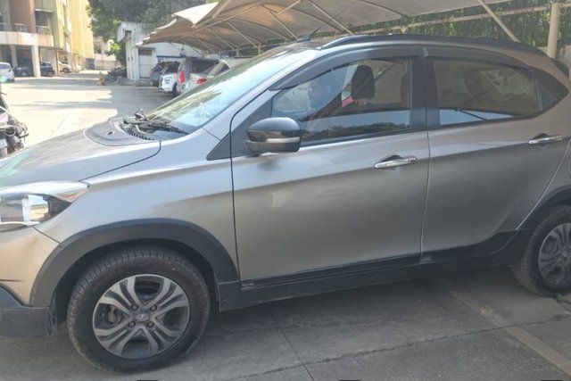Tata Tiago NRG पेट्रोल Second-hand 2018 Tata Tiago NRG पेट्रोल for sale in Pune