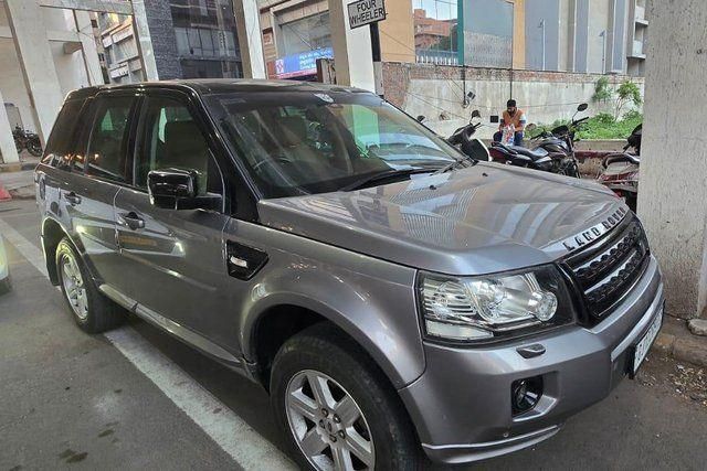 Land Rover Freelander 2 HSE Second-hand 2014 Land Rover Freelander 2 HSE for sale in Ahmedabad
