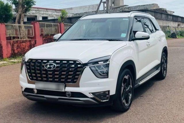 Second-hand 2021 Hyundai Alcazar Signature (O) Diesel AT BSVI for sale in Pune