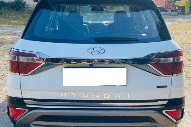 Hyundai Alcazar Signature (O) Diesel AT BSVI Second-hand 2021 Hyundai Alcazar Signature (O) Diesel AT BSVI for sale in Pune