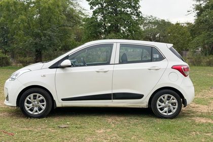 2018 Hyundai Grand i10 मैग्ना सीएनजी