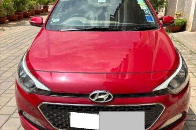 Second-hand 2015 Hyundai i20 स्पोर्टज़ 1.2 for sale in Bangalore