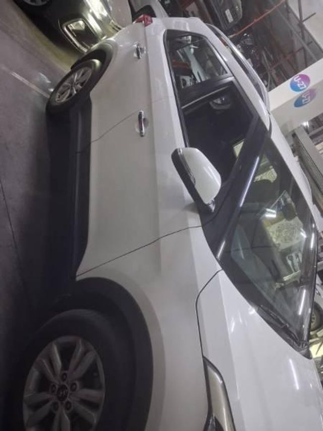 Hyundai Creta 1.6 VTVT एसएक्स प्लस Second-hand 2016 Hyundai Creta 1.6 VTVT एसएक्स प्लस for sale in Gandhinagar