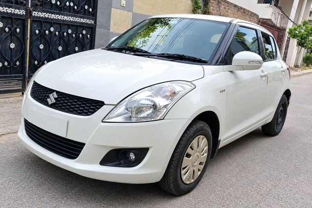 Maruti Suzuki Swift VXI Second-hand 2013 Maruti Suzuki Swift VXI for sale in Ludhiana