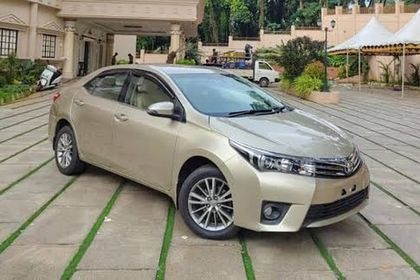2015 Toyota Corolla Altis G MT