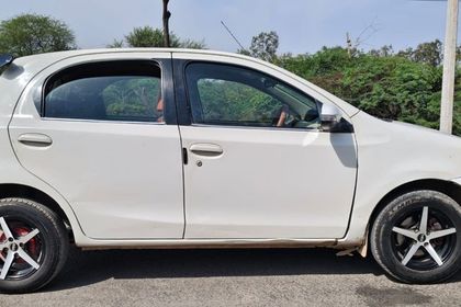 2019 Toyota Etios Liva 1.2 वी