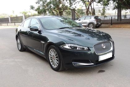 2014 Jaguar XF 2.2 Litre लक्ज़री