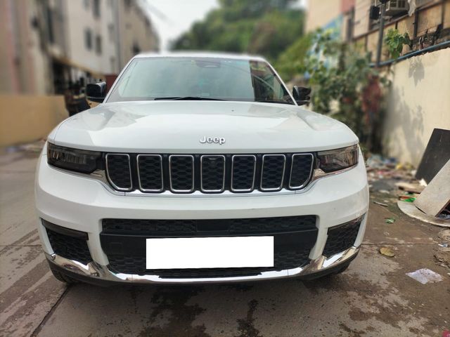 Jeep Grand Cherokee Limited O बीएस6 Second-hand 2023 Jeep Grand Cherokee Limited O बीएस6 for sale in New Delhi