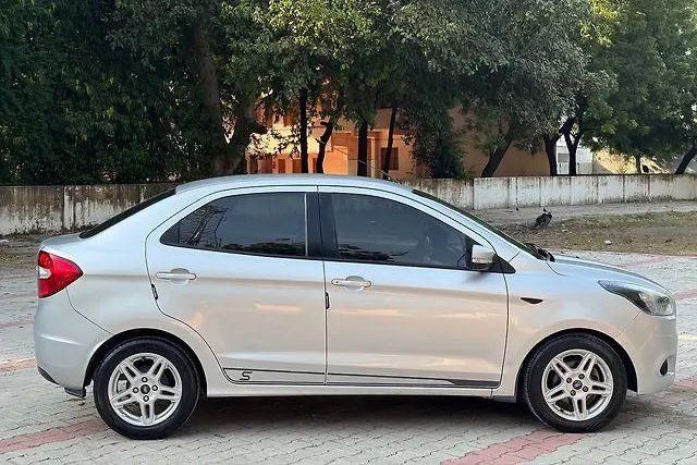 Ford Aspire 1.5 TDCi Titanium Plus Second-hand 2017 Ford Aspire 1.5 TDCi Titanium Plus for sale in Ahmedabad