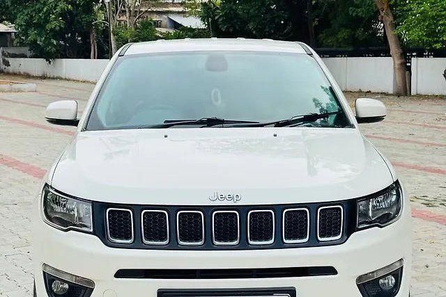 Jeep Compass 2.0 Longitude बीएस4 Second-hand 2018 Jeep Compass 2.0 Longitude बीएस4 for sale in Ahmedabad