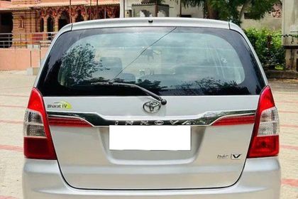 2014 Toyota Innova 2.5 VX (Diesel) 8 Seater BS IV