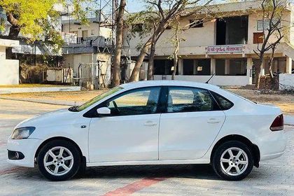2013 Volkswagen Vento Konekt Petrol Highline