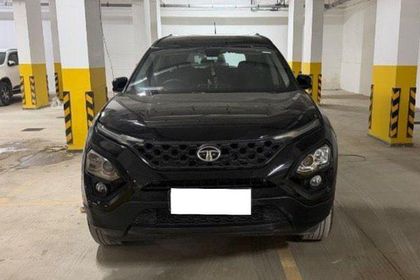 2023 Tata Safari XT Plus BSVI