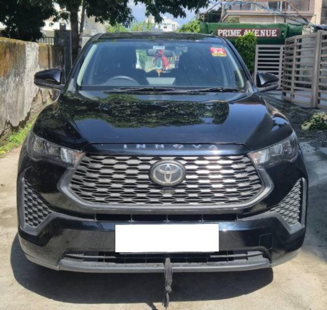 Second-hand 2026 Toyota Innova Hycross जीएक्स 7 सीटर for sale in Dehradun