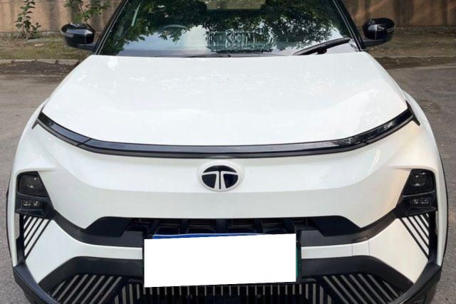 Tata Nexon EV फियरलेस 45 Second-hand 2025 Tata Nexon EV फियरलेस 45 for sale in New Delhi