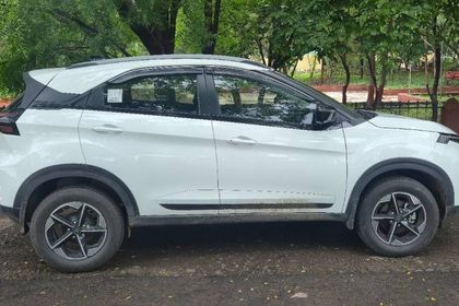2025 Tata Nexon क्रिएटिव प्लस एस डीजल