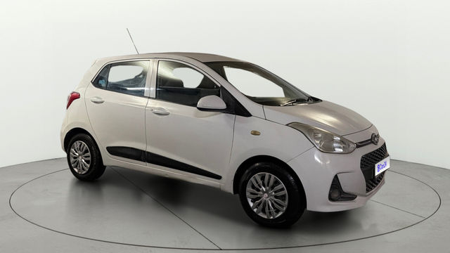 Second-hand 2017 Hyundai Grand i10 1.2 Kappa Sportz BSIV for sale in Noida