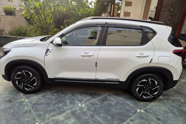 Kia Sonet एचटीएक्स डीजल एटी Second-hand 2024 Kia Sonet एचटीएक्स डीजल एटी for sale in New Delhi