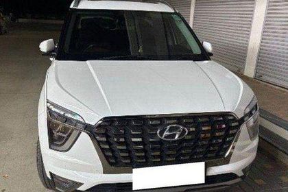 2022 हुंडई अल्कजार 1.5 Signature (O) 7-Seater Diesel AT