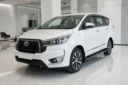 2025 टोयोटा इनोवा क्रिस्टा 2.4 Zx 7Str
