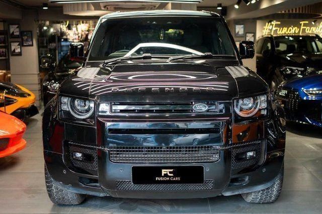 Land Rover Defender 2.0 110 X-Dynamic HSE MY21 Second-hand 2023 Land Rover Defender 2.0 110 X-Dynamic HSE MY21 for sale in New Delhi