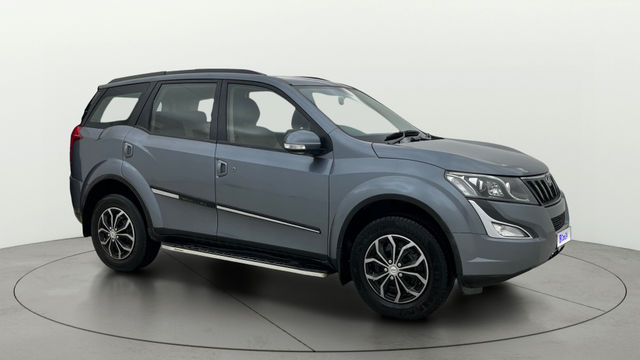 Mahindra XUV500 W6 2WD Second-hand 2015 Mahindra XUV500 W6 2WD for sale in Bangalore
