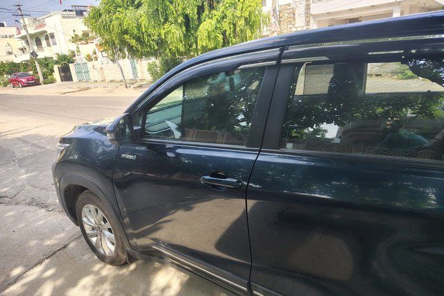 Toyota Innova Hycross VX 8STR Hybrid Second-hand 2024 Toyota Innova Hycross VX 8STR Hybrid for sale in Jaipur
