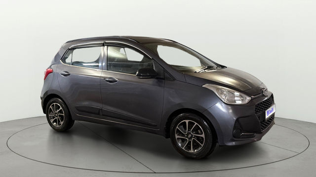 Hyundai Grand i10 1.2 कप्पा स्पोर्टज़ ऑप्शन AT Second-hand 2017 Hyundai Grand i10 1.2 कप्पा स्पोर्टज़ ऑप्शन AT for sale in New Delhi