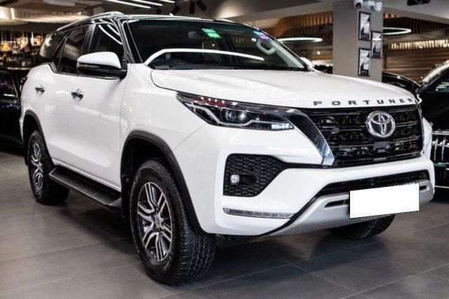Toyota Fortuner 4x2 एटी Second-hand 2025 Toyota Fortuner 4x2 एटी for sale in New Delhi